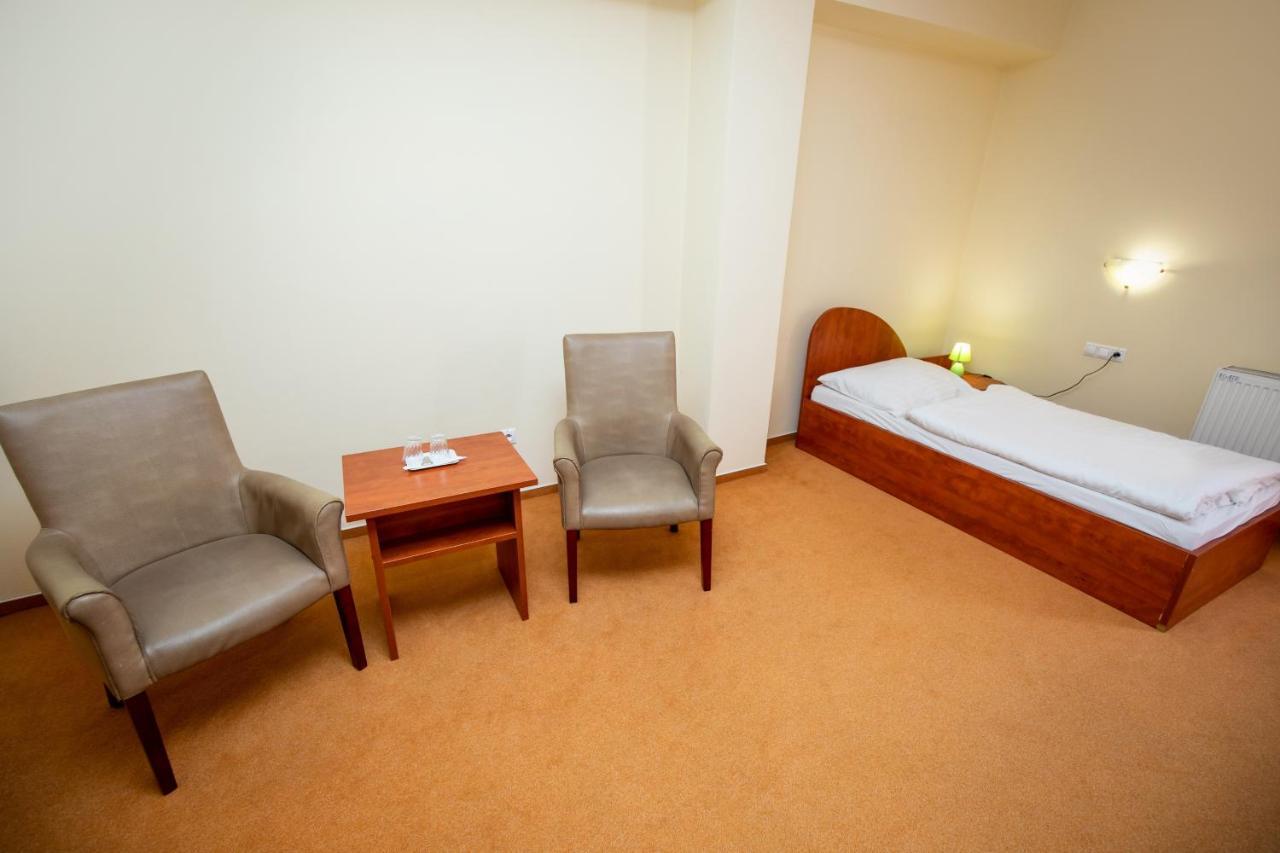 Hotel Boss Žilina Buitenkant foto