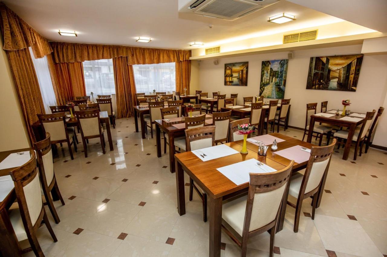Hotel Boss Žilina Buitenkant foto